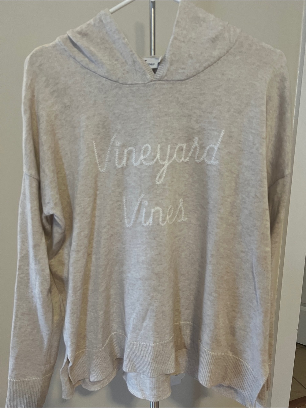 Vineyard Vines Women’s Oatmeal Tan Hoodie Sweater